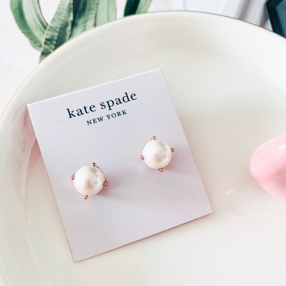 ❗️LAST ONE❗️Kate Spade Pearl Stud Earrings Rose Gold